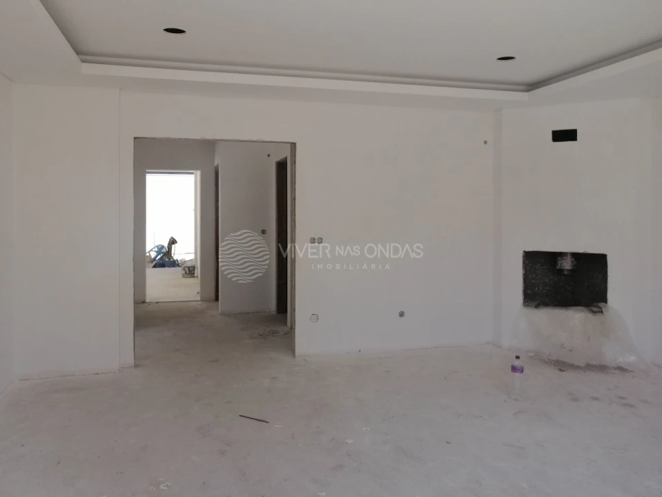 Moradia T3 para Venda em Fernao Ferro Foto 3