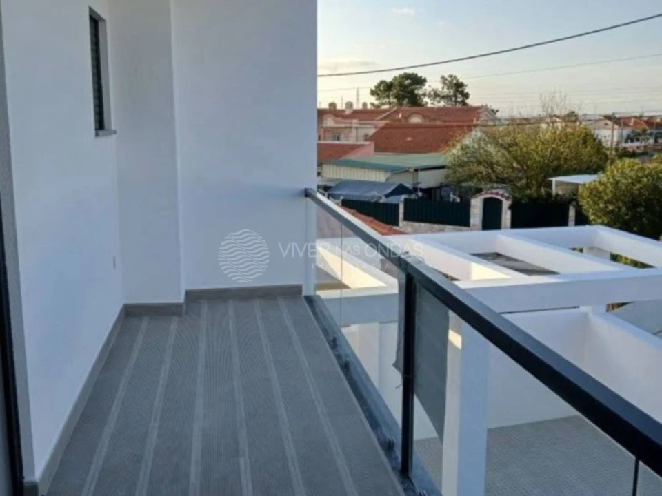 Moradia T3 para Venda em Fernao Ferro Foto 5