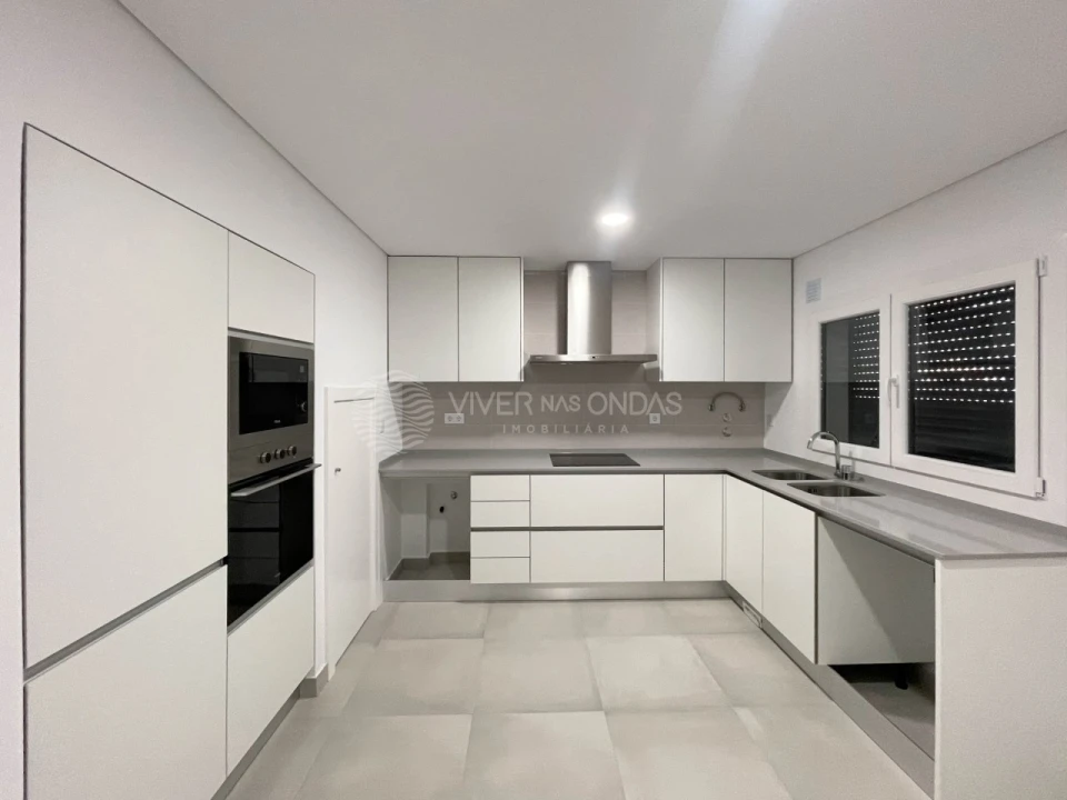 Moradia T3 para Venda em Fernao Ferro Foto 4