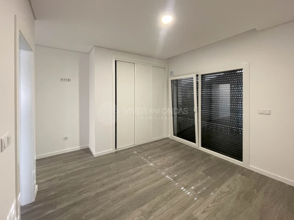 Moradia T3 para Venda em Fernao Ferro Foto 10