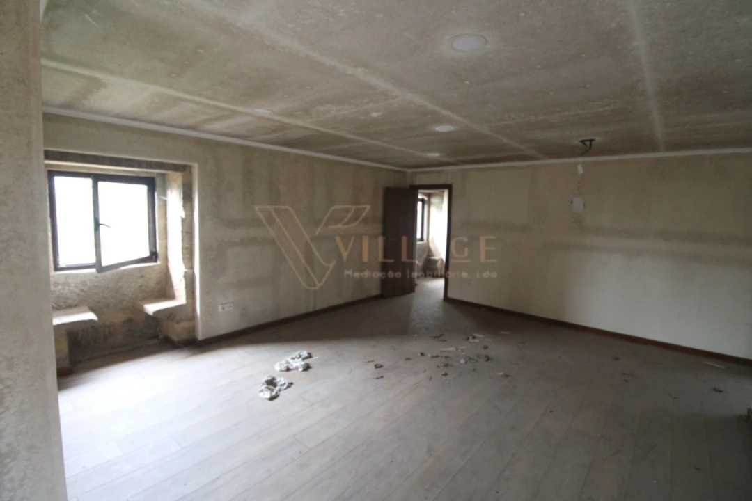 Moradia T4 para Venda em Covas Foto 15