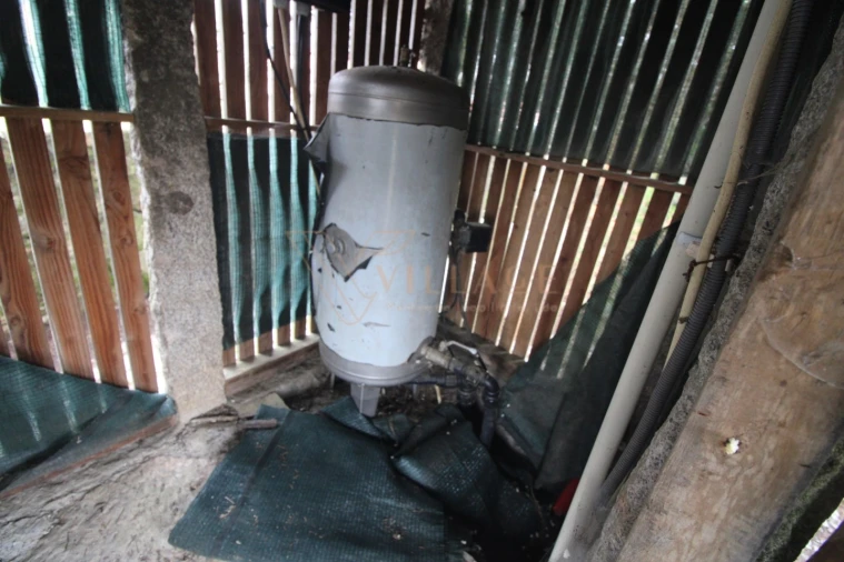 Moradia T4 para Venda em Covas Foto 5