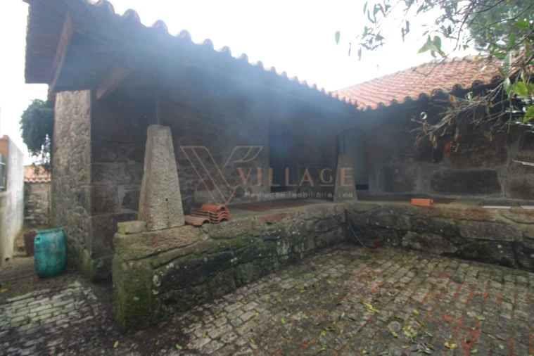 Moradia T4 para Venda em Covas Foto 11