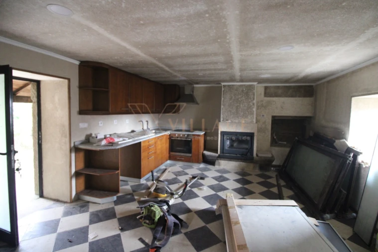 Moradia T4 para Venda em Covas Foto 14