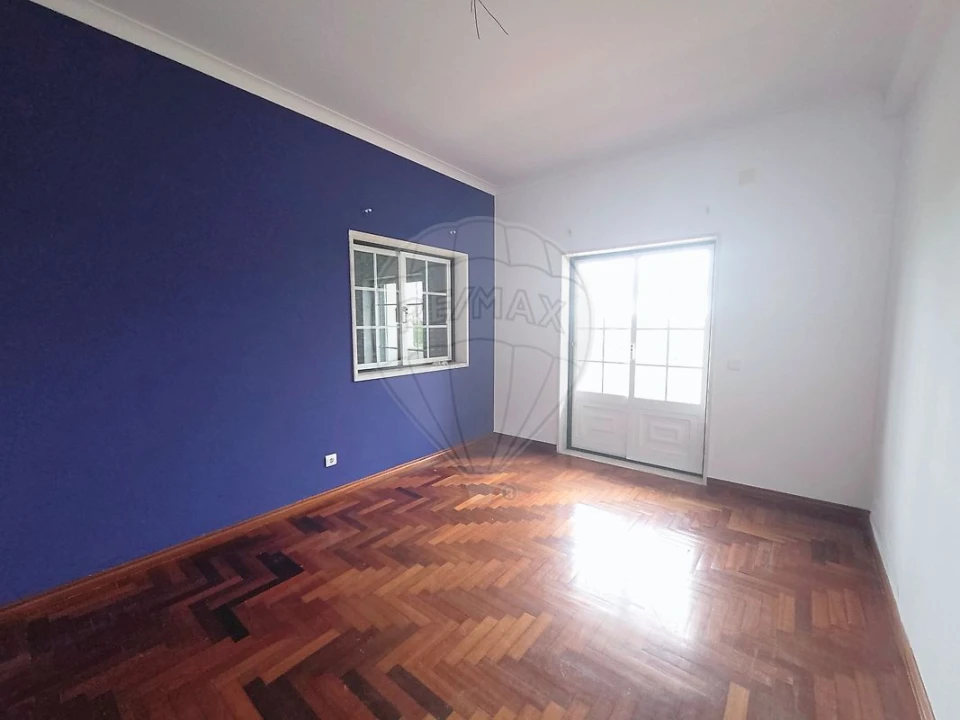 Moradia T5 para Arrendamento em Salvaterra de Magos e Foros de Salvaterra Foto 10