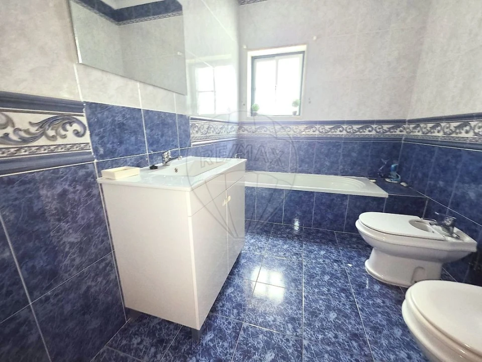 Moradia T5 para Arrendamento em Salvaterra de Magos e Foros de Salvaterra Foto 9