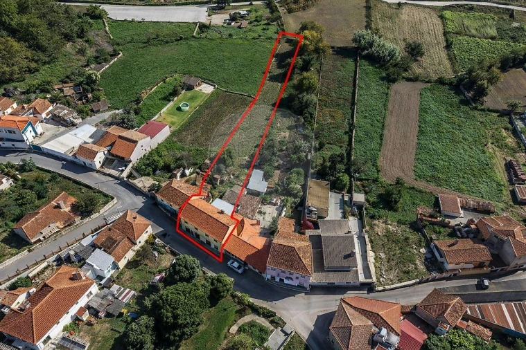 Moradia T4 para Venda em Salreu Foto 3