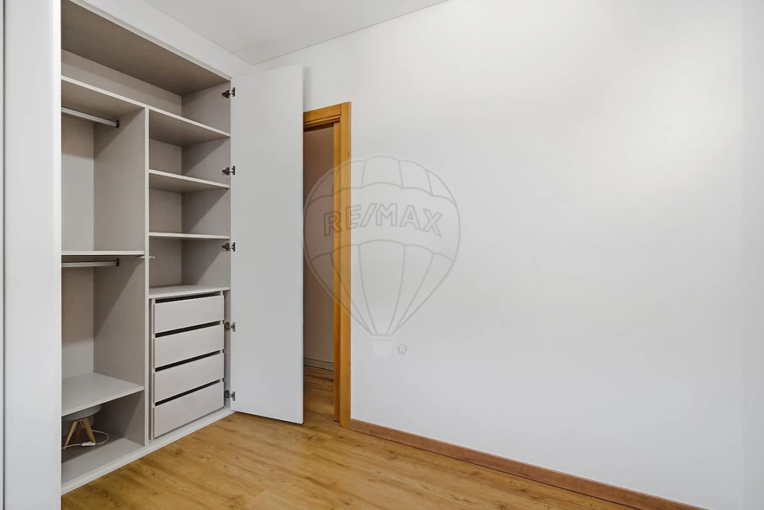 Moradia T3 para Venda em Abrigada e Cabanas de Torres Foto 13