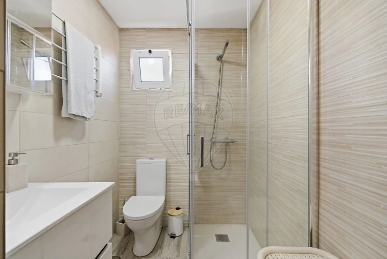 Moradia T3 para Venda em Abrigada e Cabanas de Torres Foto 12