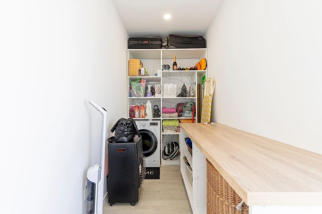 Moradia T4 para Venda em Venda do Pinheiro e Santo Estêvão das Galés Foto 13