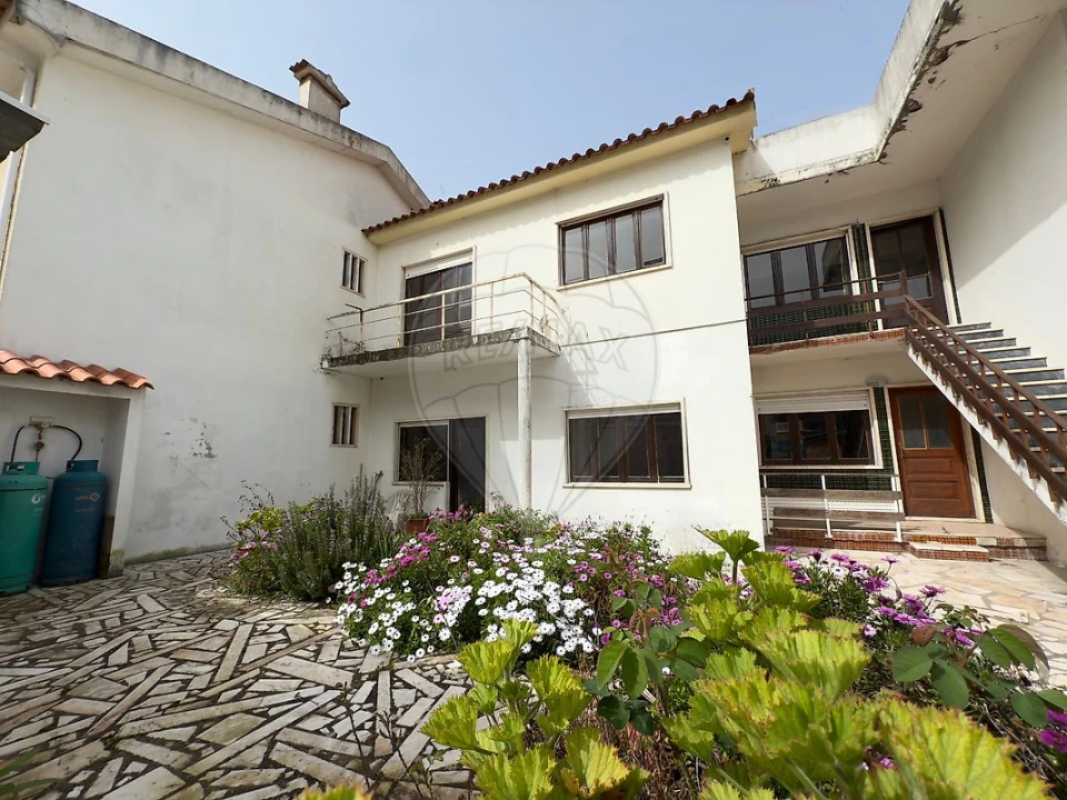 Moradia T4 para Venda em Lourinhã e Atalaia Foto 3