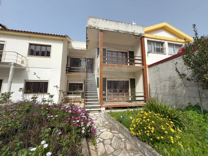 Moradia T5 para Venda em Lourinhã e Atalaia Foto 3