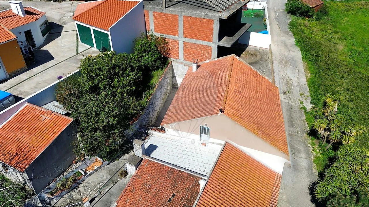 Moradia T3 para Venda em Santa Maria, São Pedro e Matacães Foto 3