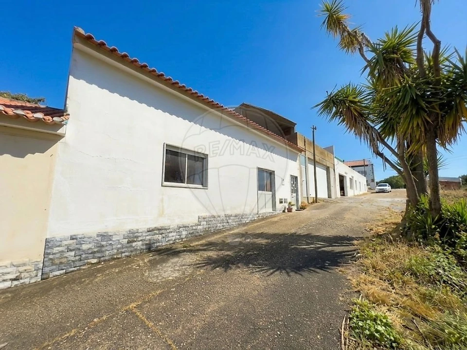 Moradia T3 para Venda em Santa Maria, São Pedro e Matacães Foto 23