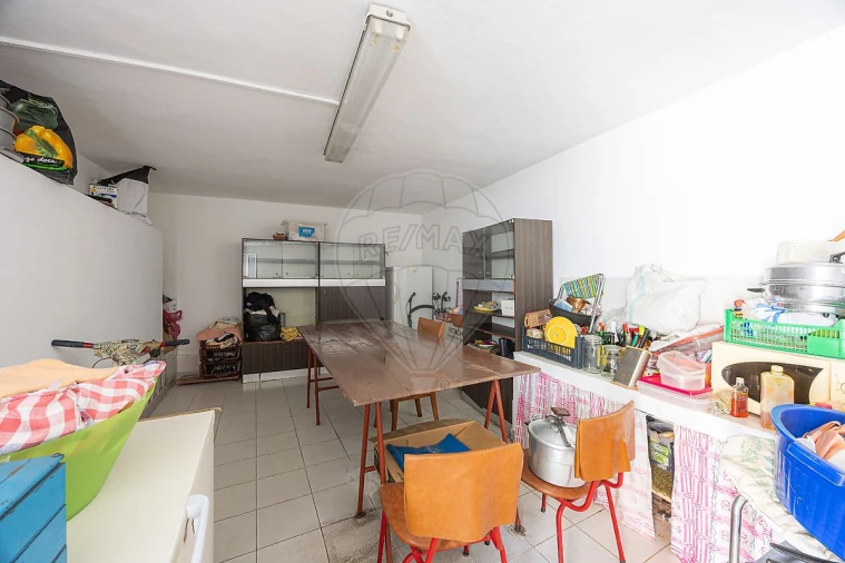 Moradia T3 para Venda em Santa Maria, São Pedro e Matacães Foto 14