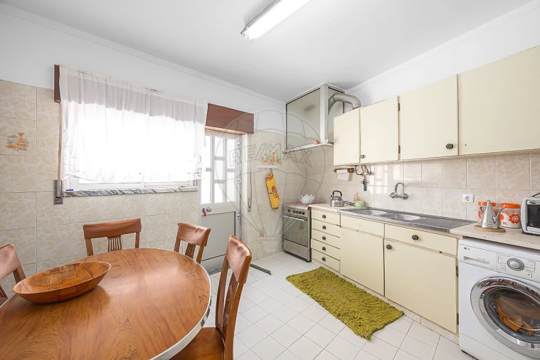 Moradia T3 para Venda em Santa Maria, São Pedro e Matacães Foto 15