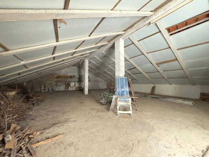 Moradia T3 para Venda em Santa Maria, São Pedro e Matacães Foto 22