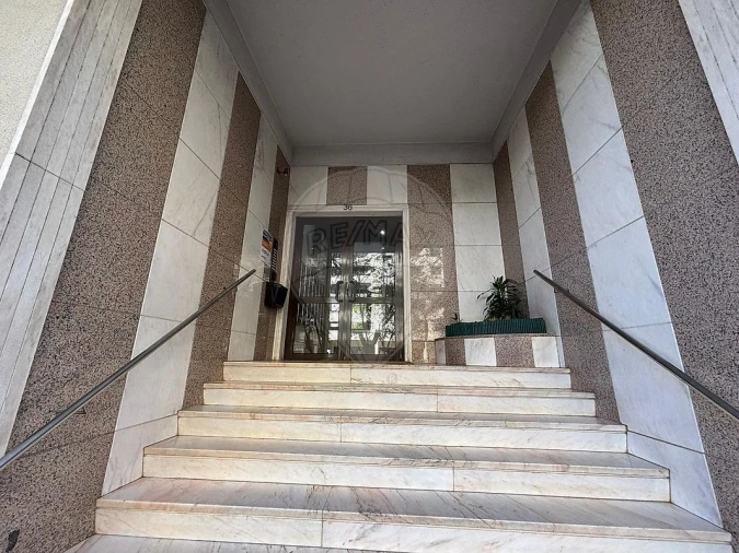 Apartamento T3 para Arrendamento em Loures Foto 12