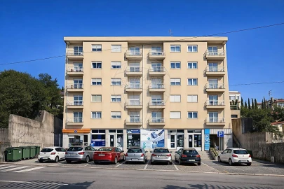 Apartamento T3 para Venda em Mafamude e Vilar do Paraíso