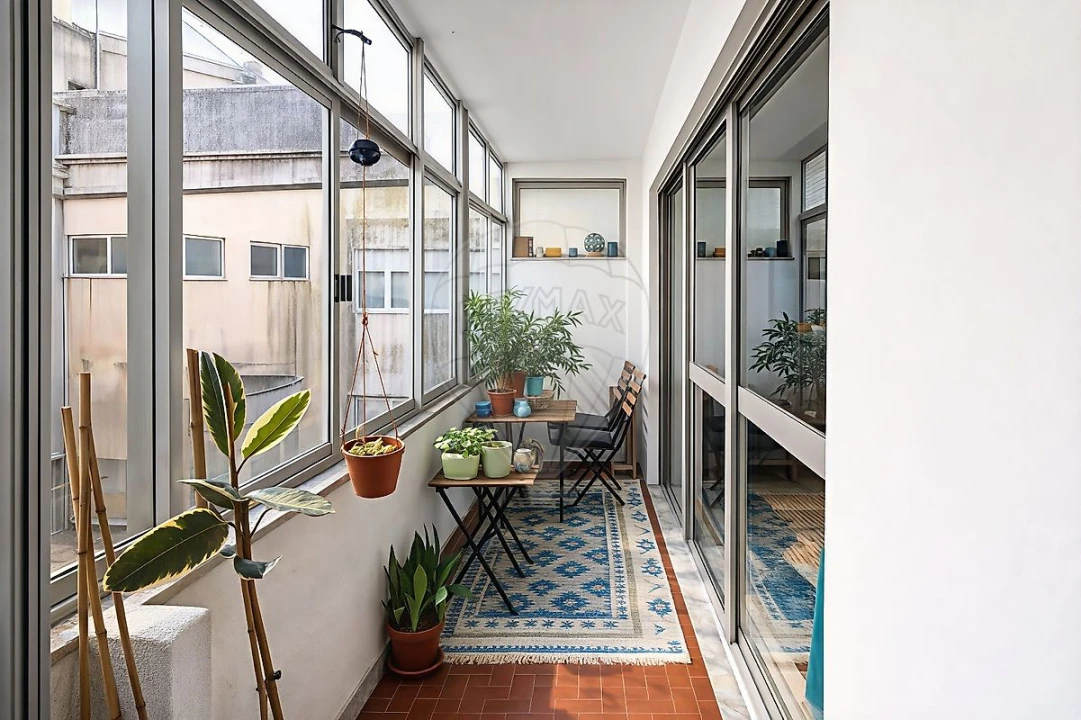 Apartamento T3 para Venda em Mafamude e Vilar do Paraíso Foto 2