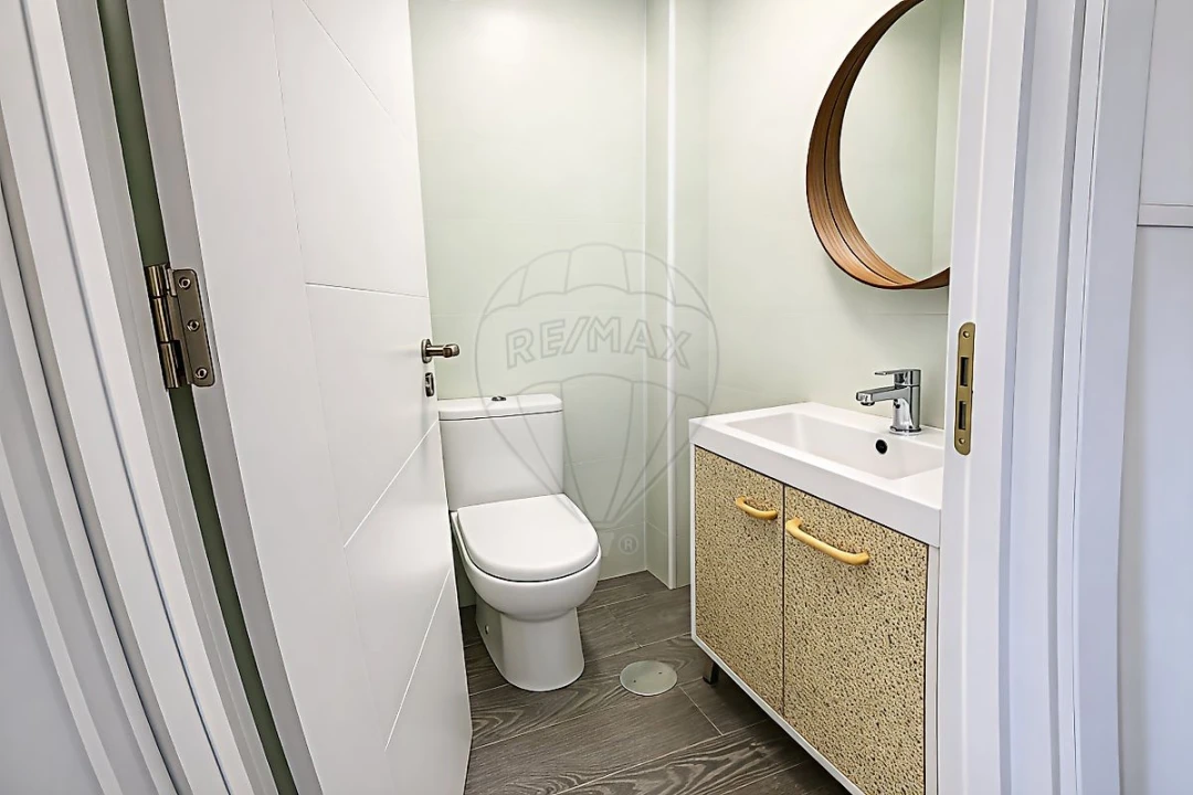 Apartamento T3 para Venda em Mafamude e Vilar do Paraíso Foto 21