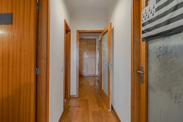 Apartamento T3 para Venda em Gandra Foto 14