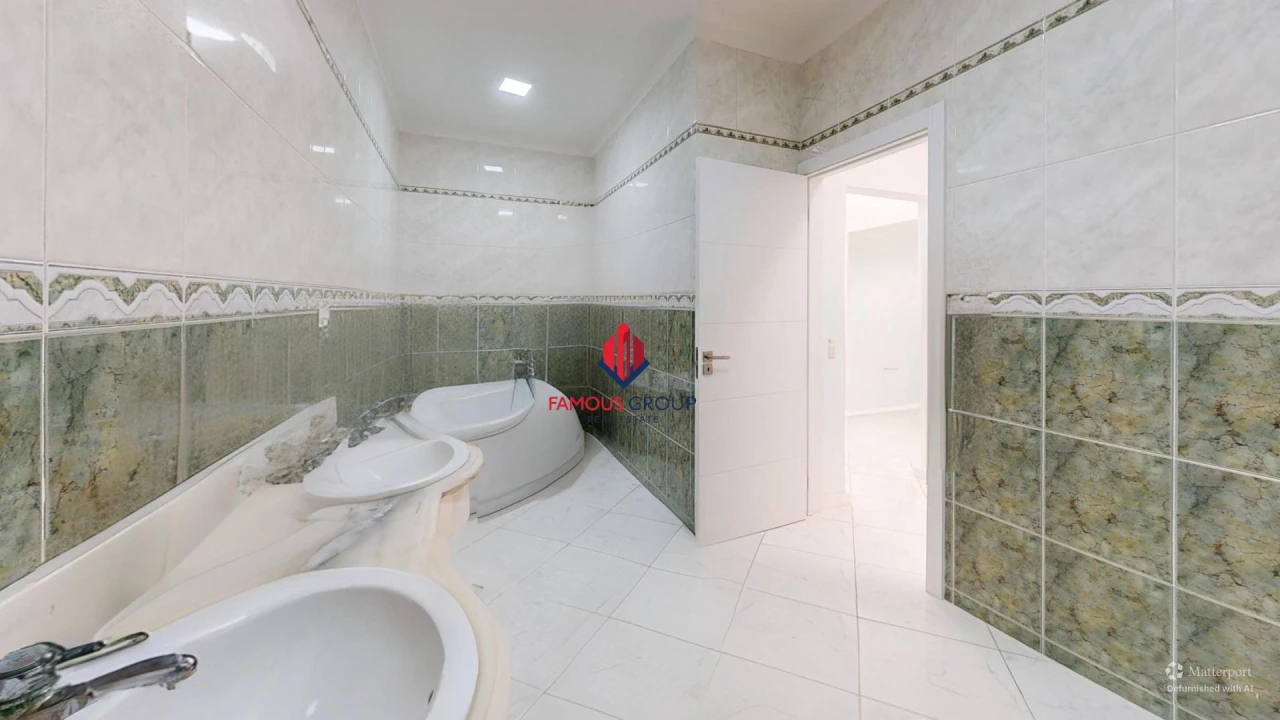 Moradia T4 para Venda em Lagoa e Carvoeiro Foto 49