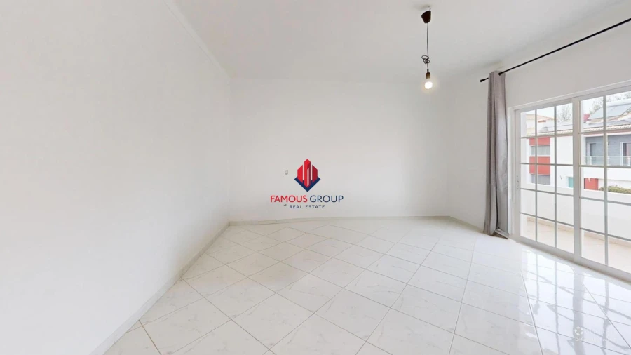 Moradia T4 para Venda em Lagoa e Carvoeiro Foto 41