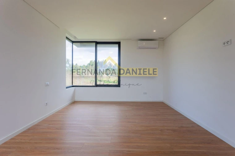 Moradia T4 para Venda em Póvoa de Varzim, Beiriz e Argivai Foto 12