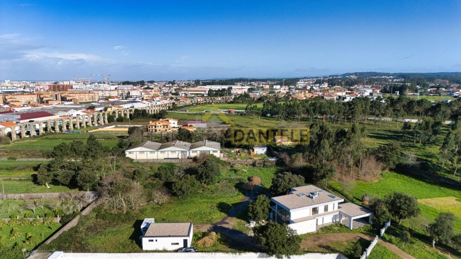 Moradia T4 para Venda em Póvoa de Varzim, Beiriz e Argivai Foto 6