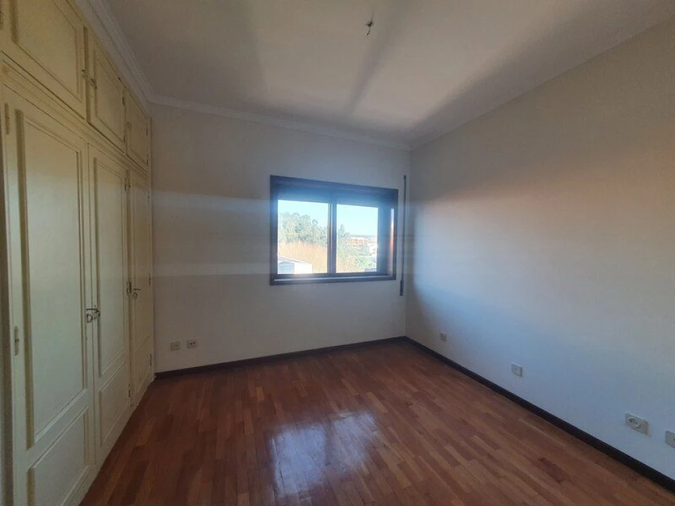 Apartamento T2 para Venda em Moreira Foto 12