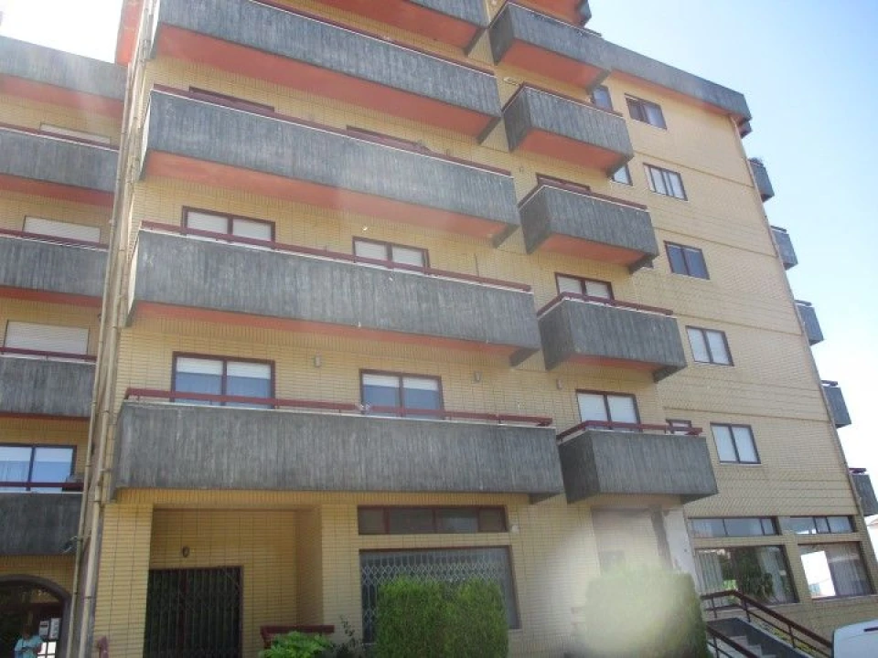 Apartamento T2 para Venda em Moreira Foto 21