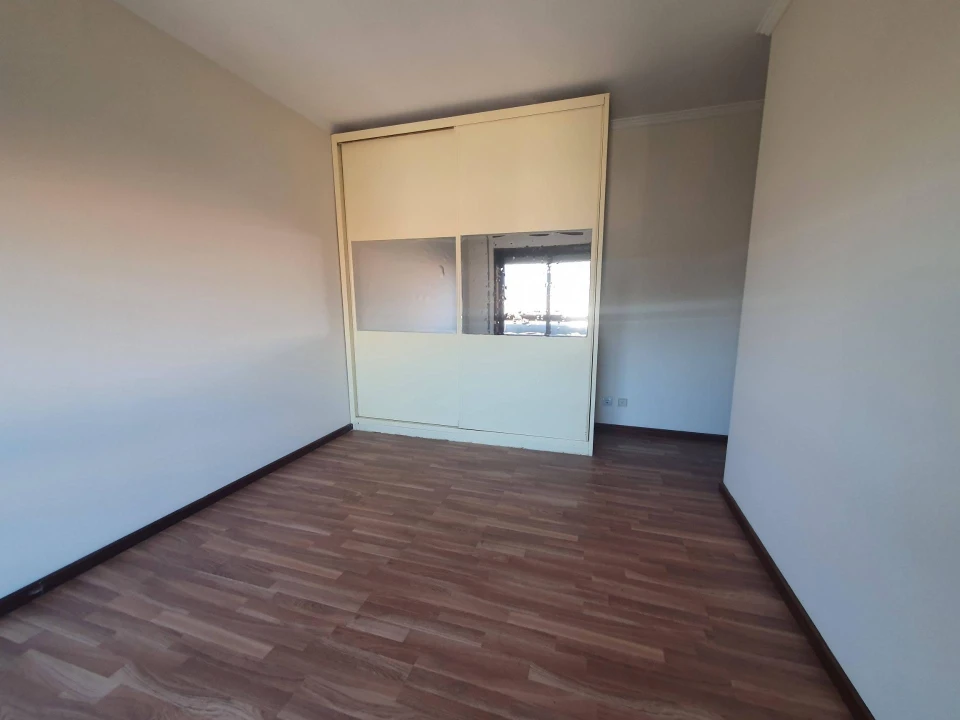 Apartamento T2 para Venda em Moreira Foto 12