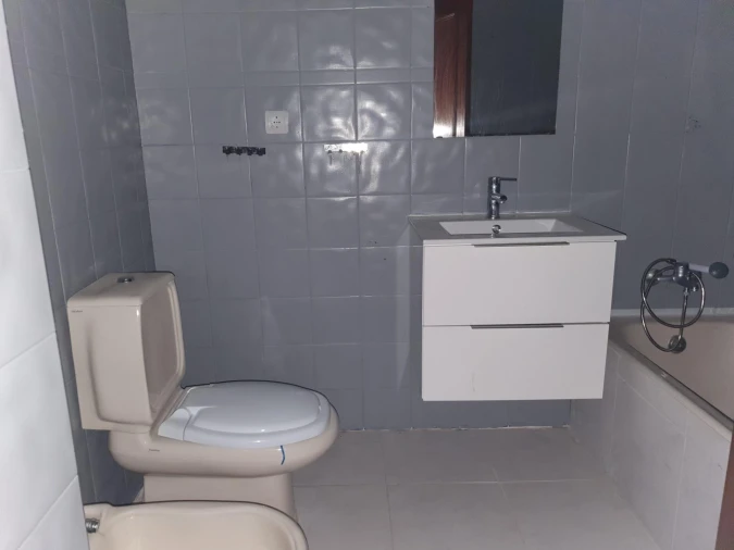 Apartamento T2 para Venda em Moreira Foto 19
