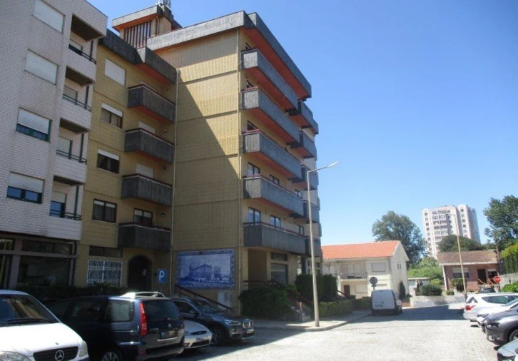 Apartamento T2 para Venda em Moreira Foto 22