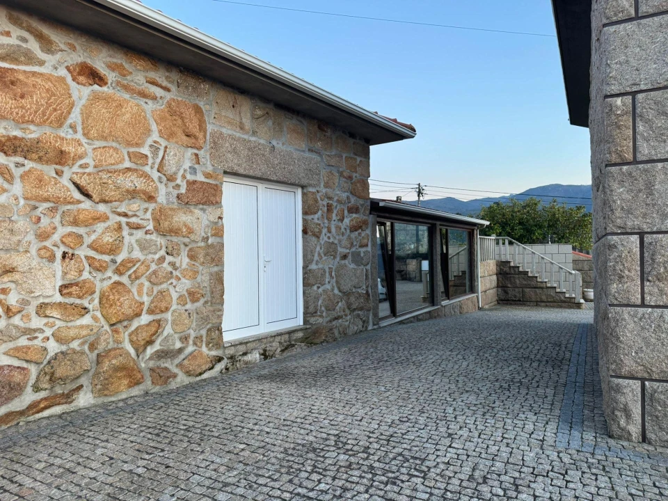 Moradia T3 para Venda em São Cipriano Foto 14