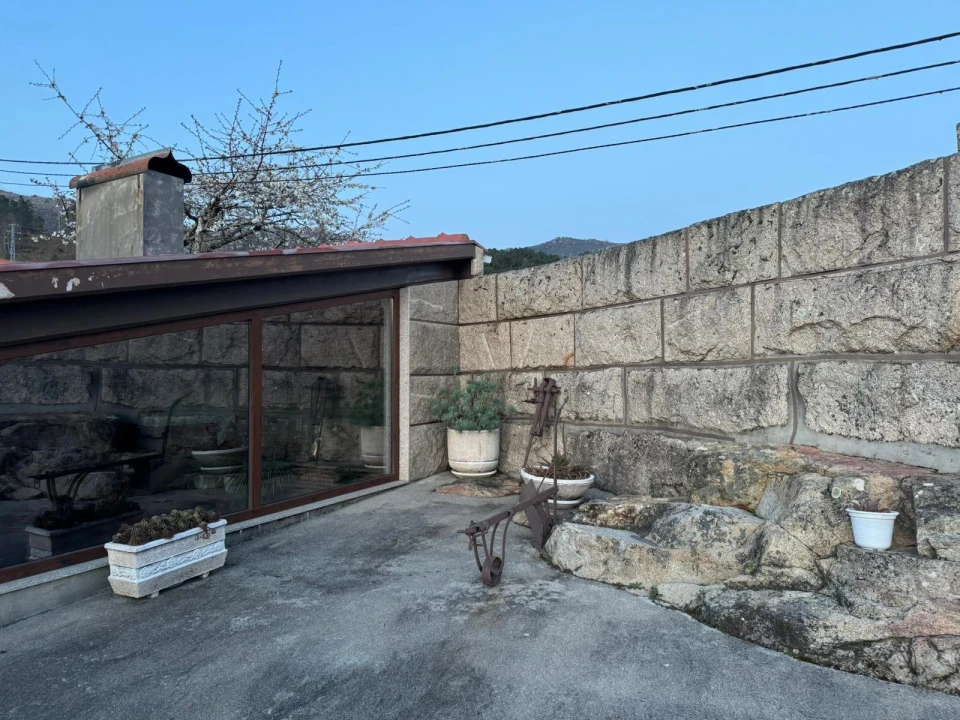 Moradia T3 para Venda em São Cipriano Foto 22