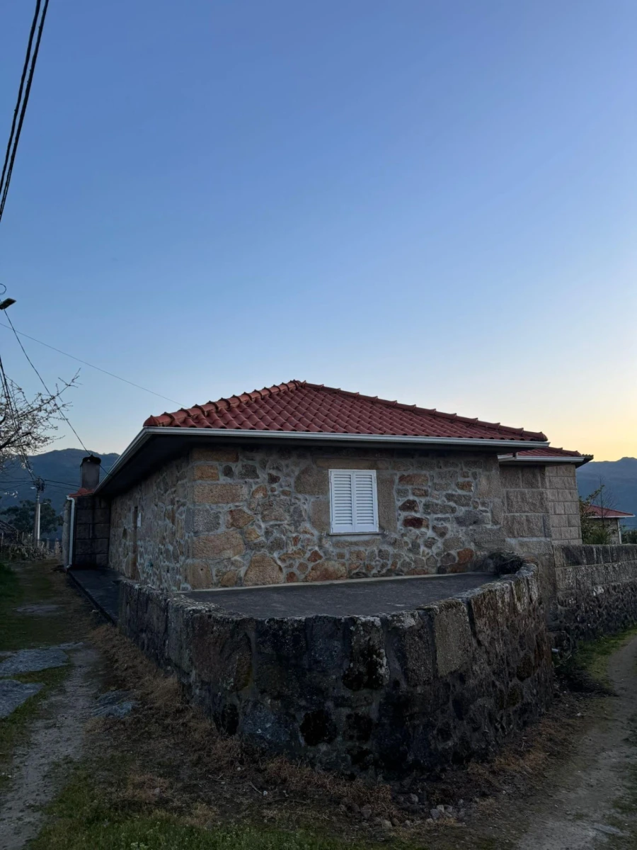 Moradia T3 para Venda em São Cipriano Foto 16