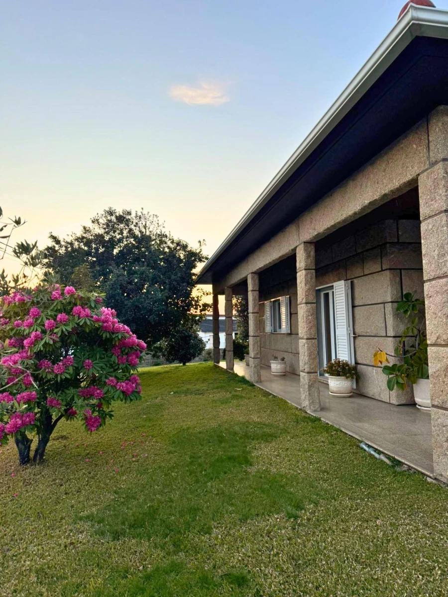 Moradia T3 para Venda em São Cipriano Foto 3