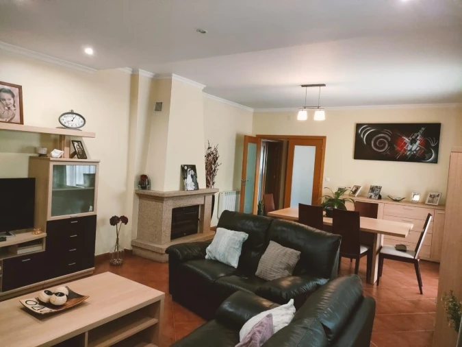 Moradia T3 para Venda em São Cipriano Foto 32