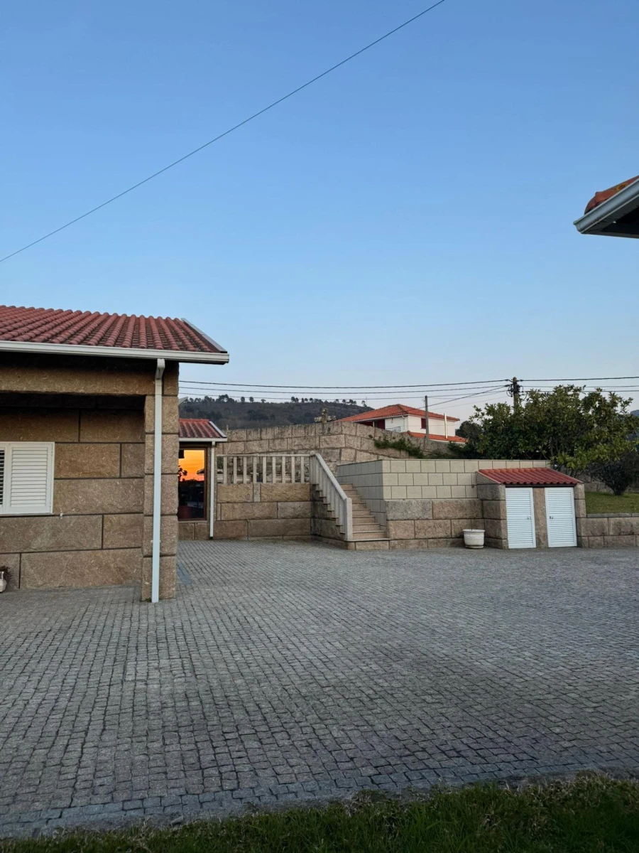 Moradia T3 para Venda em São Cipriano Foto 14