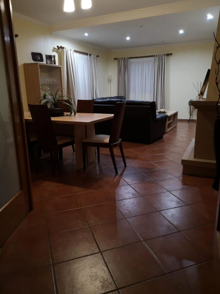 Moradia T3 para Venda em São Cipriano Foto 38