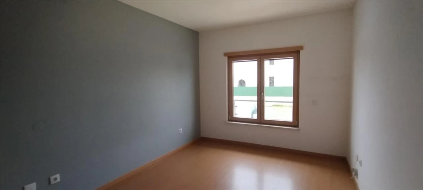 Apartamento T4 para Venda em Pinhal Novo Foto 9