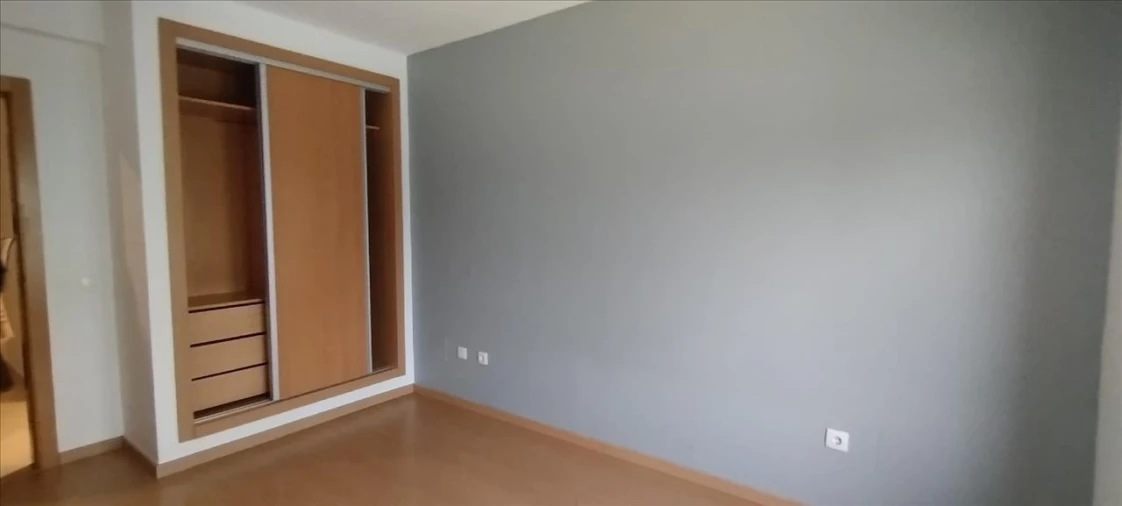 Apartamento T4 para Venda em Pinhal Novo Foto 8