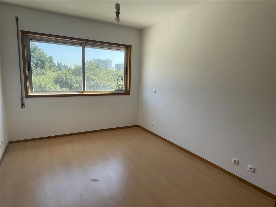 Apartamento T3 para Venda em Moreira Foto 12