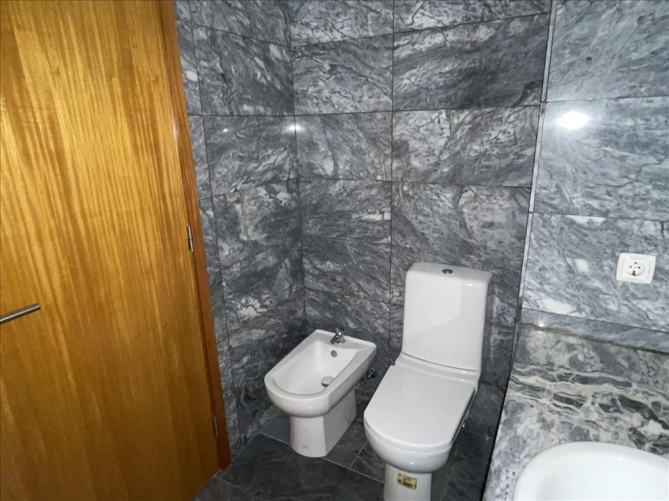 Apartamento T3 para Venda em Moreira Foto 20