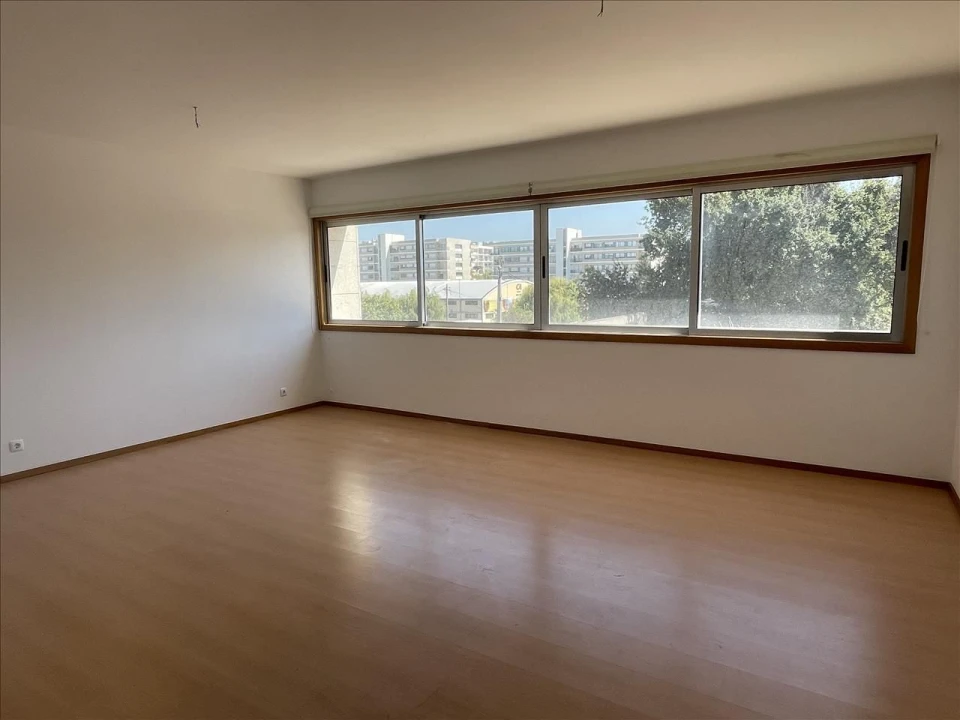 Apartamento T3 para Venda em Moreira Foto 3