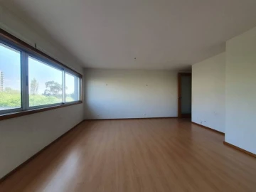 Apartamento T3 para Venda em Moreira