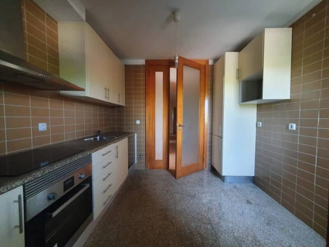 Apartamento T3 para Venda em Moreira Foto 15