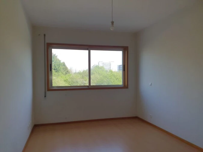 Apartamento T3 para Venda em Moreira Foto 9